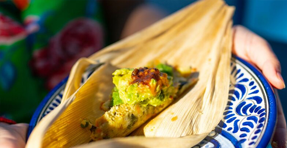 tamale in a corn husk