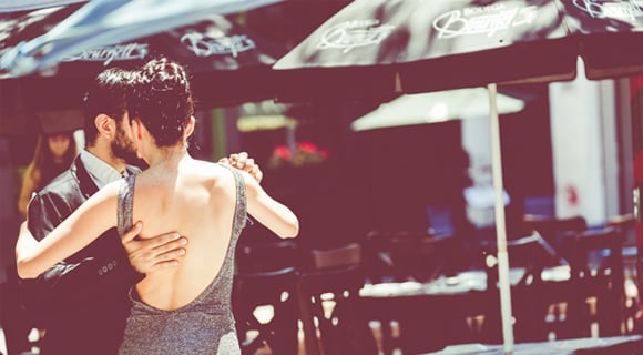 Couple dancing in Buenos Aires